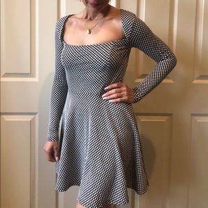 🖤 Polka Dot Backless Skater Dress🖤